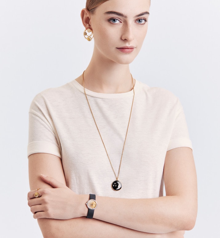 Rose Céleste Necklace • Yellow Gold, Diamonds, Mother-of-Pearl and Onyx