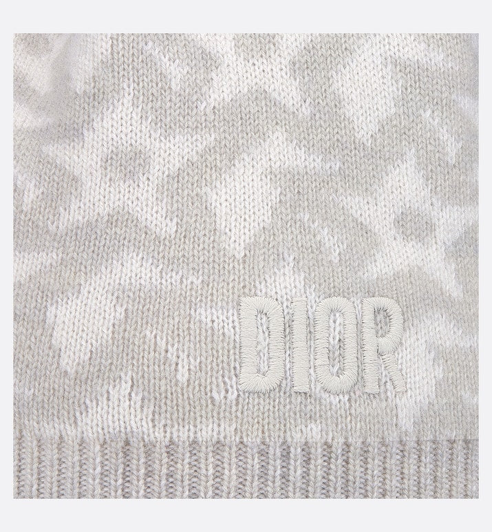 Baby Beanie • Ivory Wool and Cashmere Jacquard Knit with Gray Stars