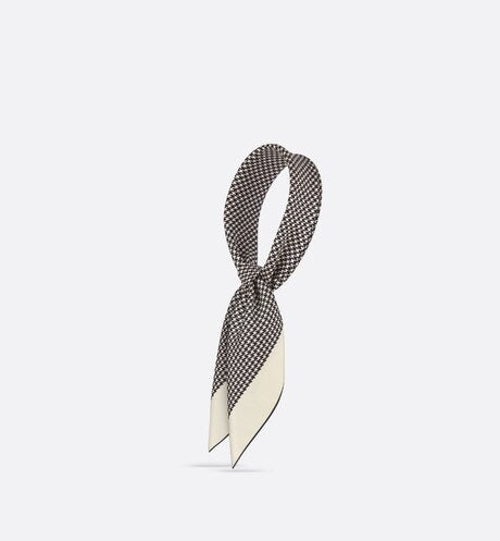 30 Montaigne 90 Square Scarf • Ivory and Black Silk Twill