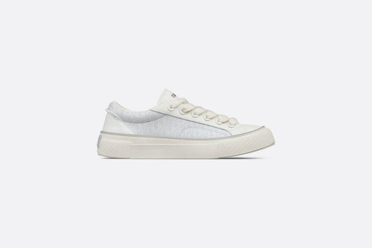 B33 Sneaker • White Smooth Calfskin and Dior Oblique Jacquard