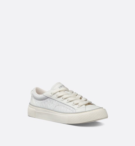 B33 Sneaker • White Smooth Calfskin and Dior Oblique Jacquard