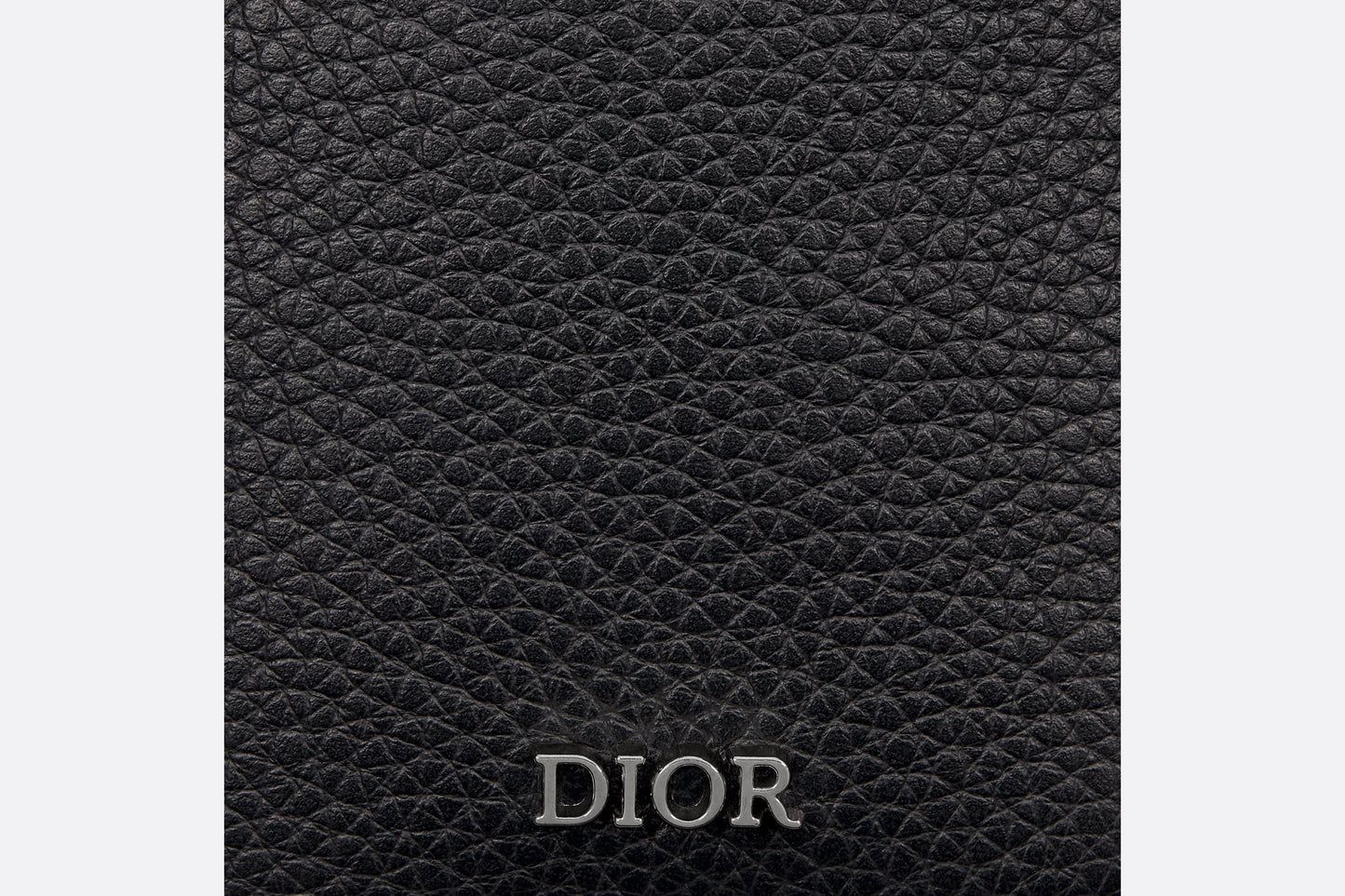 Saddle Magnetic Card Holder • Black Grained Calfskin