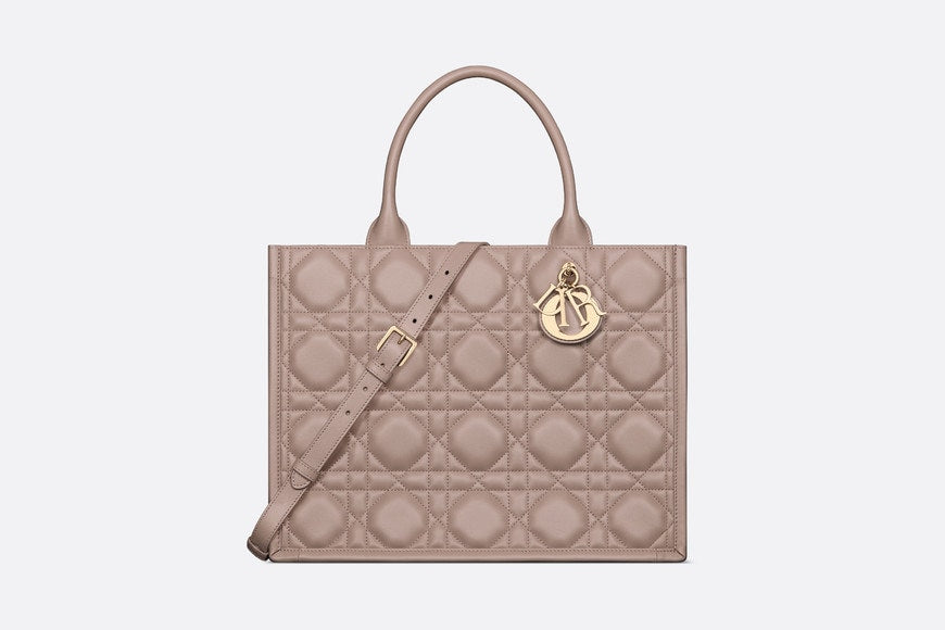 Medium Dior Book Tote • Warm Taupe Macrocannage Calfskin (36.5 x 28 x 17.5 cm)