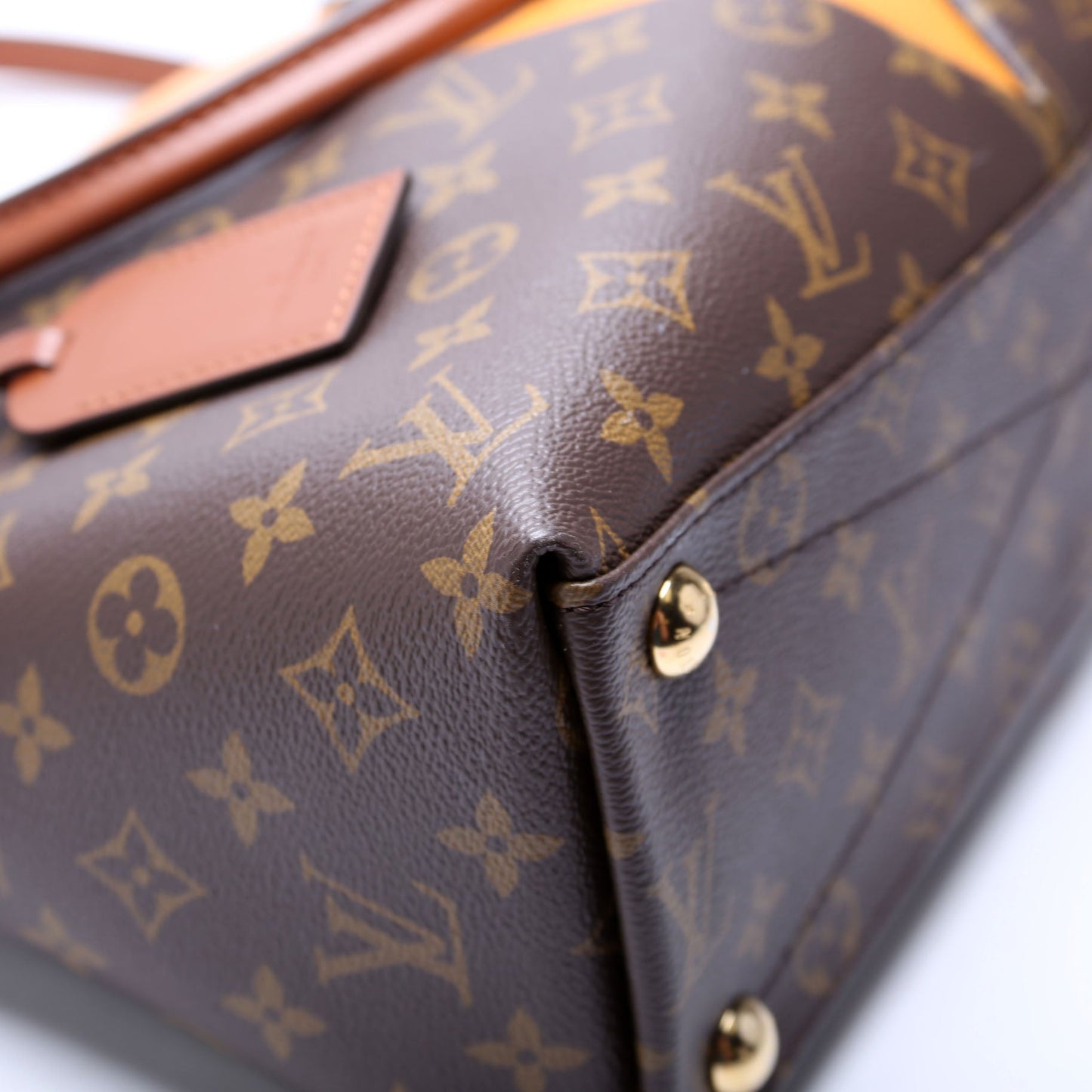 V Tote MM Monogram Orange