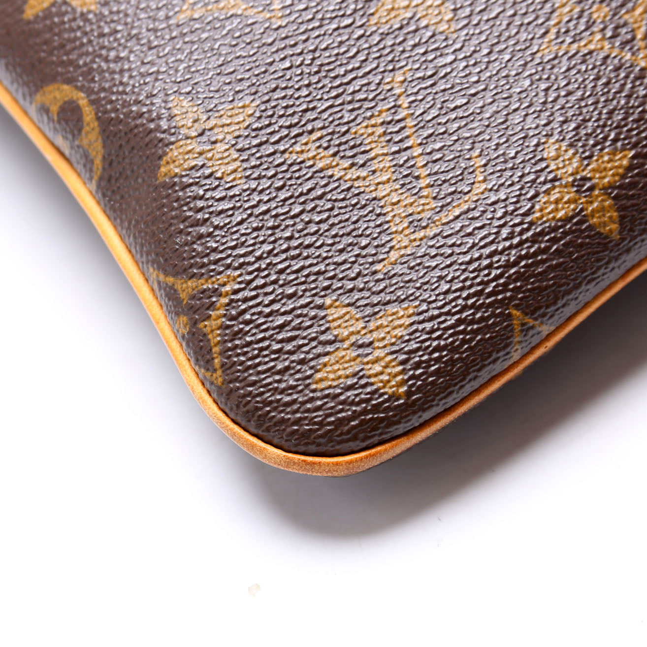 Pochette Valmy Monogram