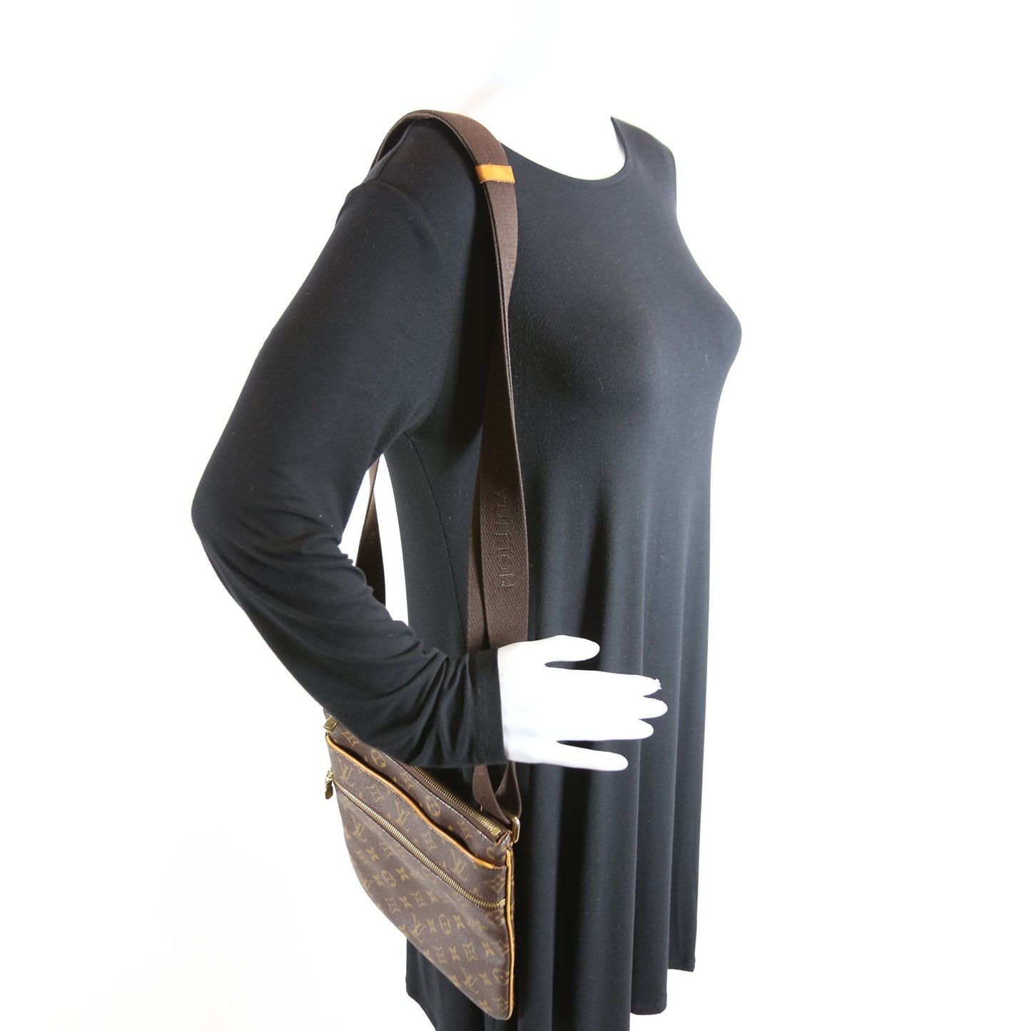 Pochette Valmy Monogram