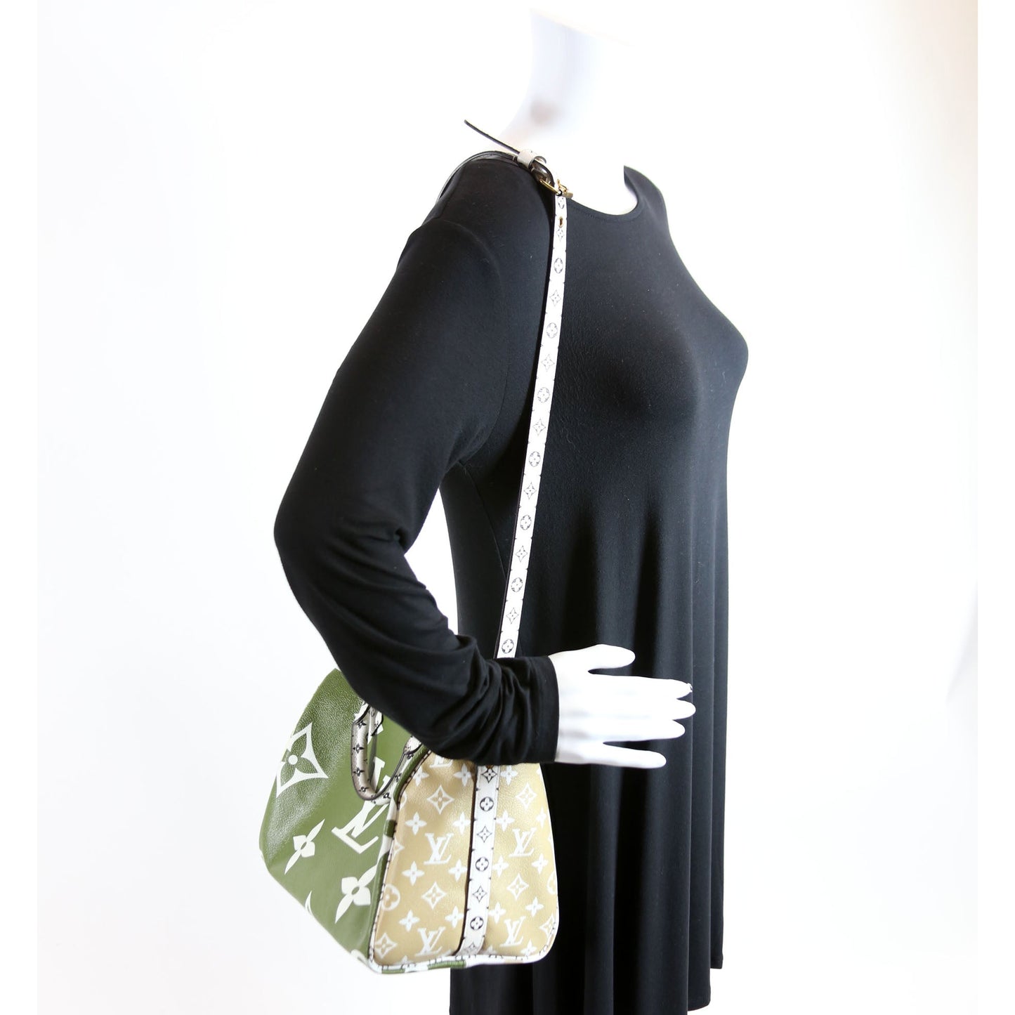 Speedy 30 Bandouliere Giant Monogram Green