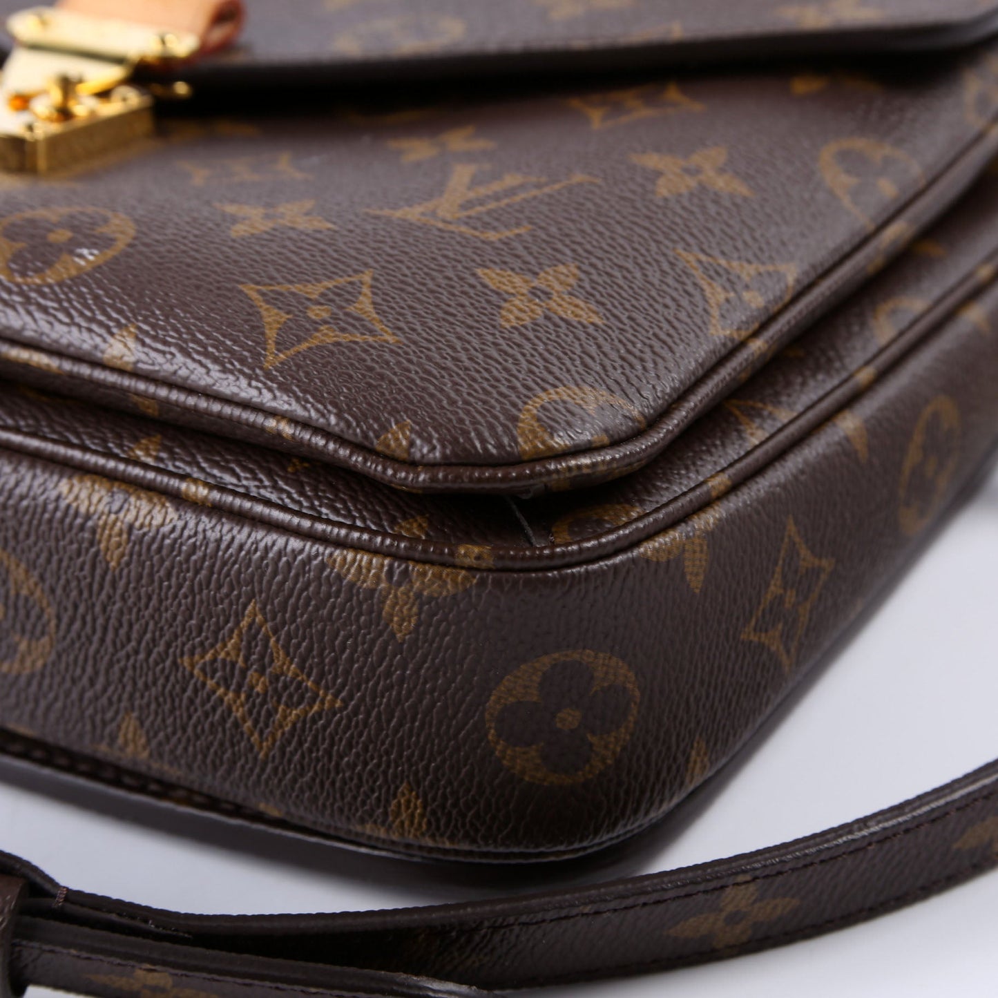 Pochette Metis Monogram