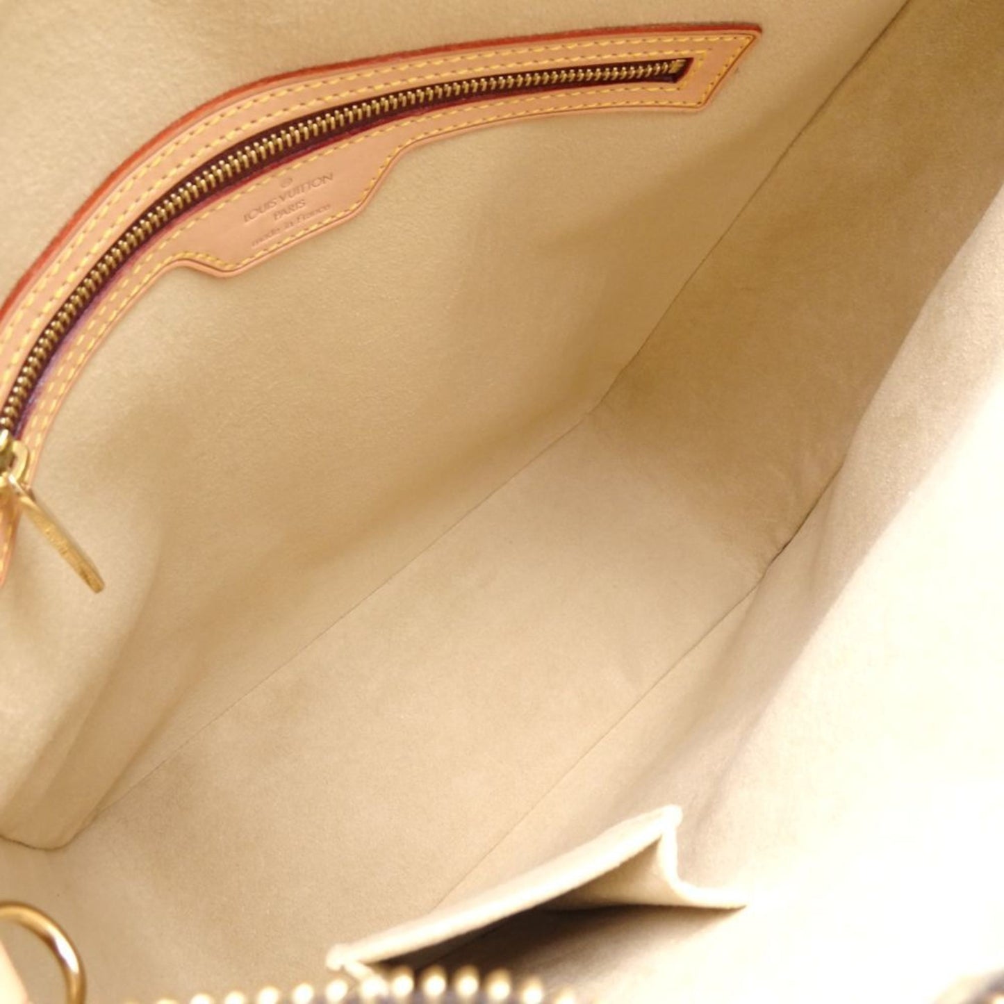 Louis Vuitton Looping Gm  Canvas Shoulder Bag ()