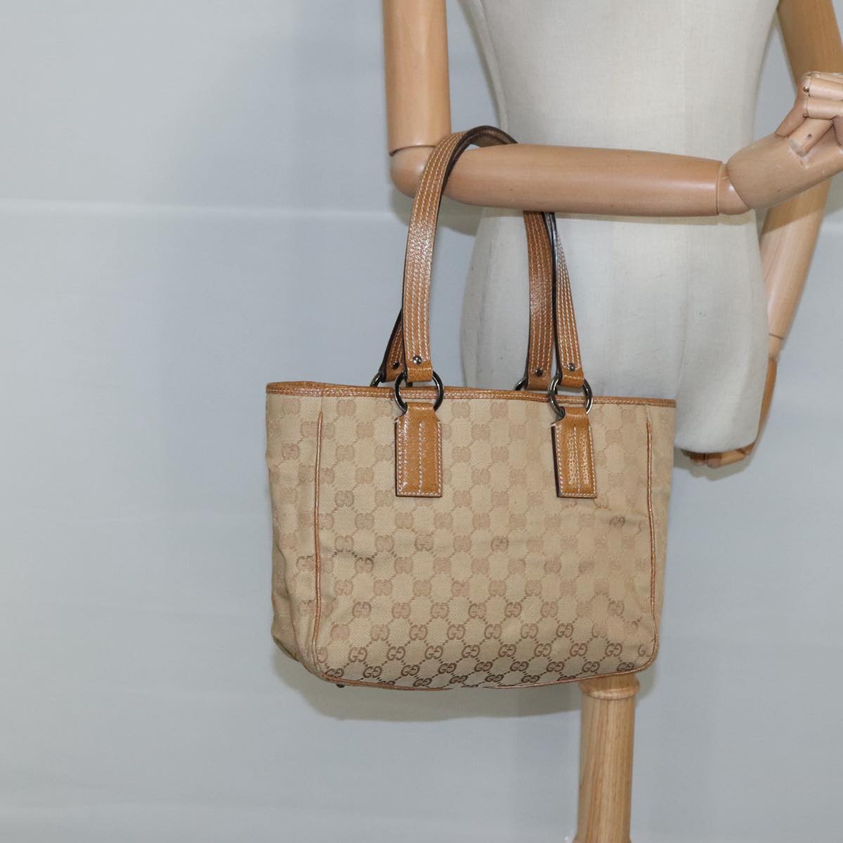 Gucci Beige Canvas Shoulder Bag ()