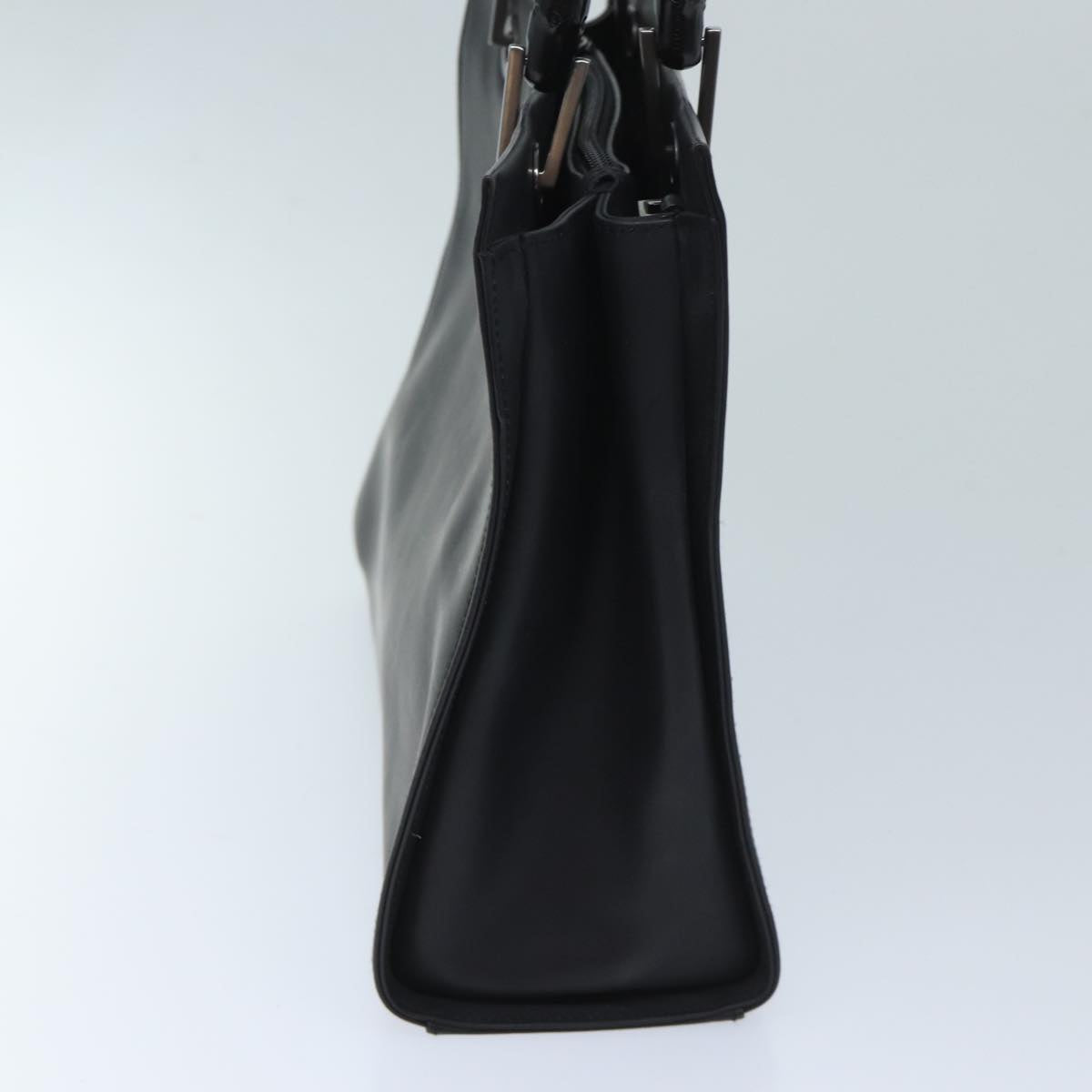 Gucci Bamboo Black Leather Handbag ()