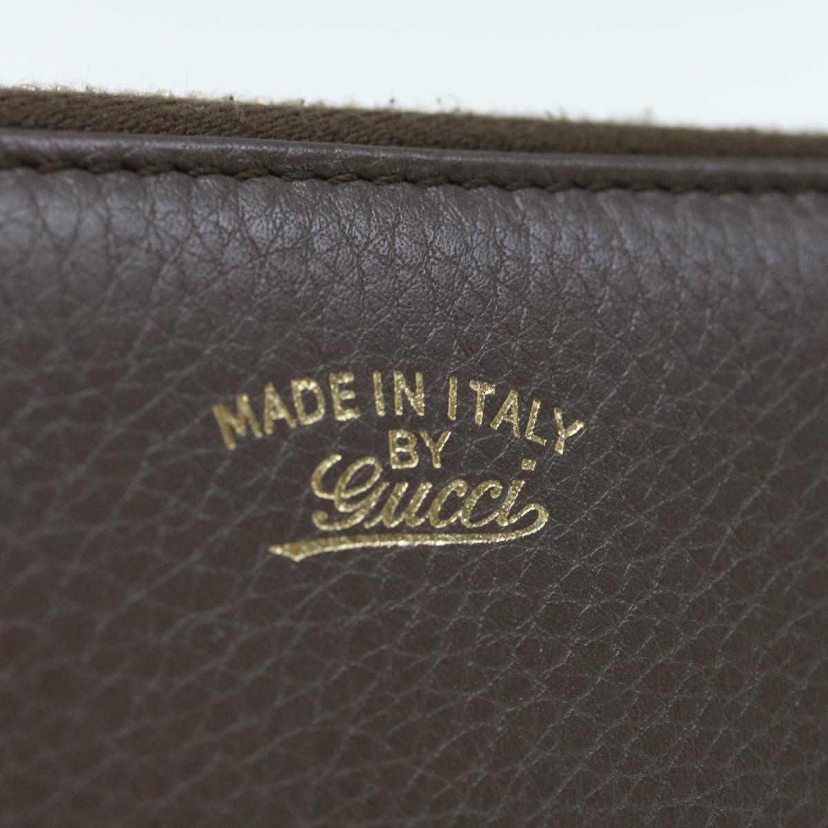 Gucci Grey Leather Wallet  ()