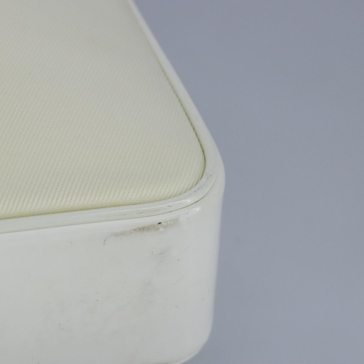 Gucci Bamboo Beige Synthetic Handbag ()