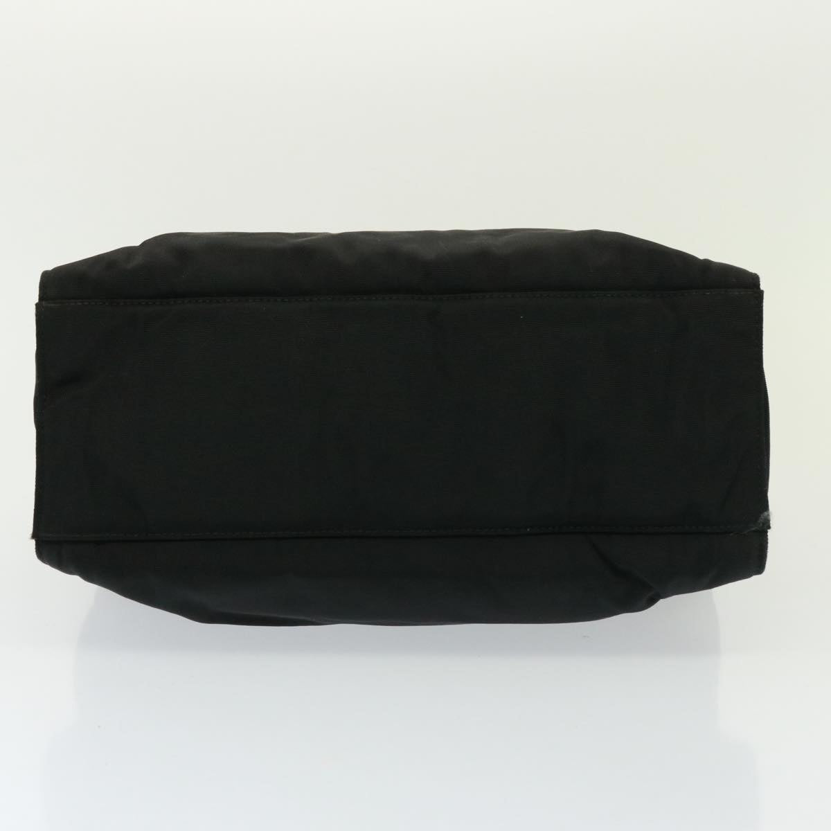 Gucci -- Black Synthetic Handbag ()