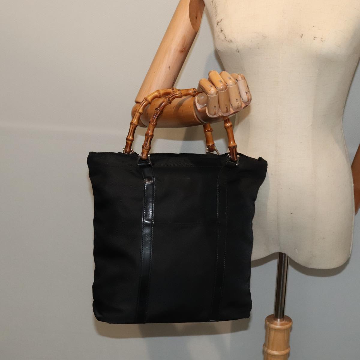 Gucci Bamboo Black Synthetic Handbag ()