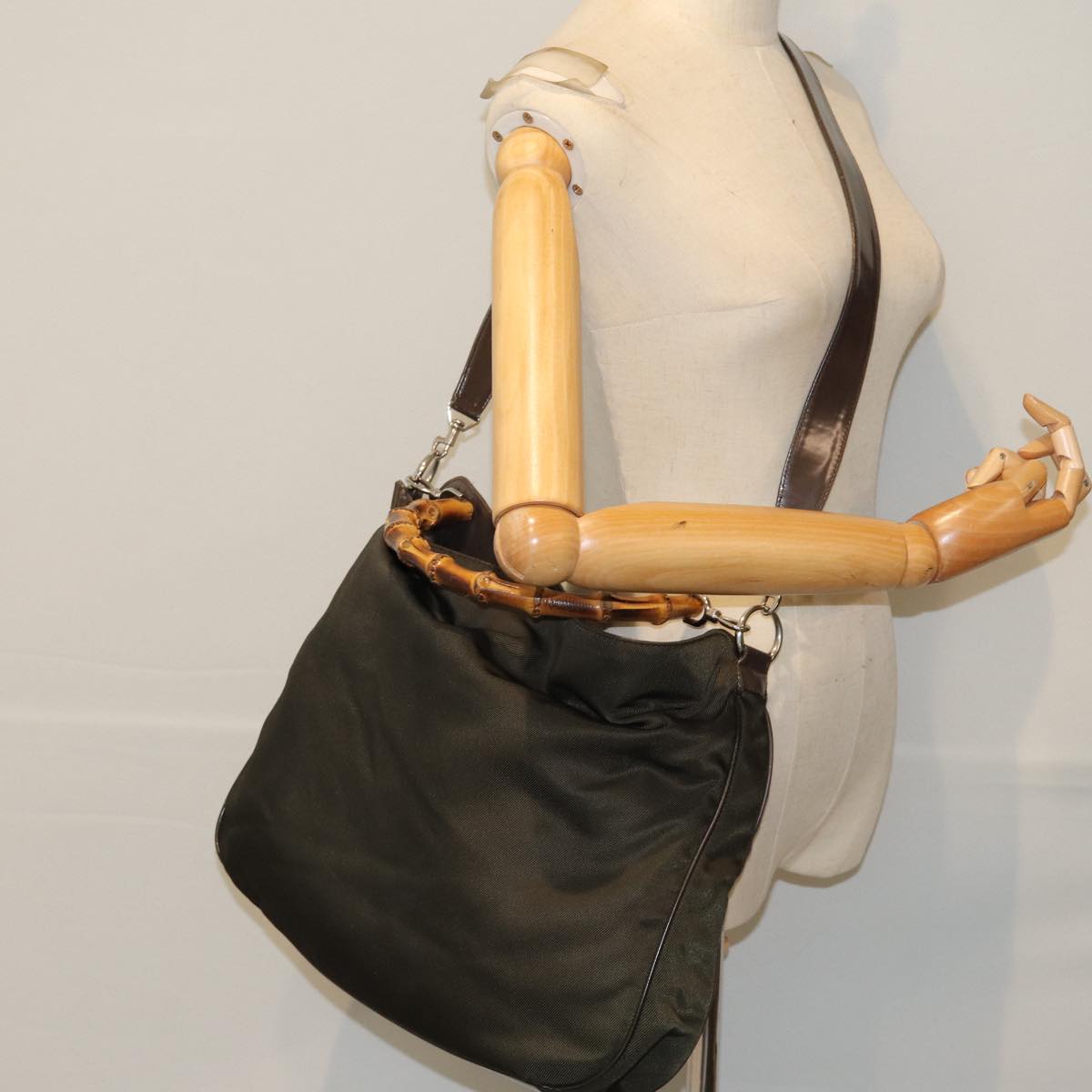 Gucci Bamboo Khaki Synthetic Handbag ()
