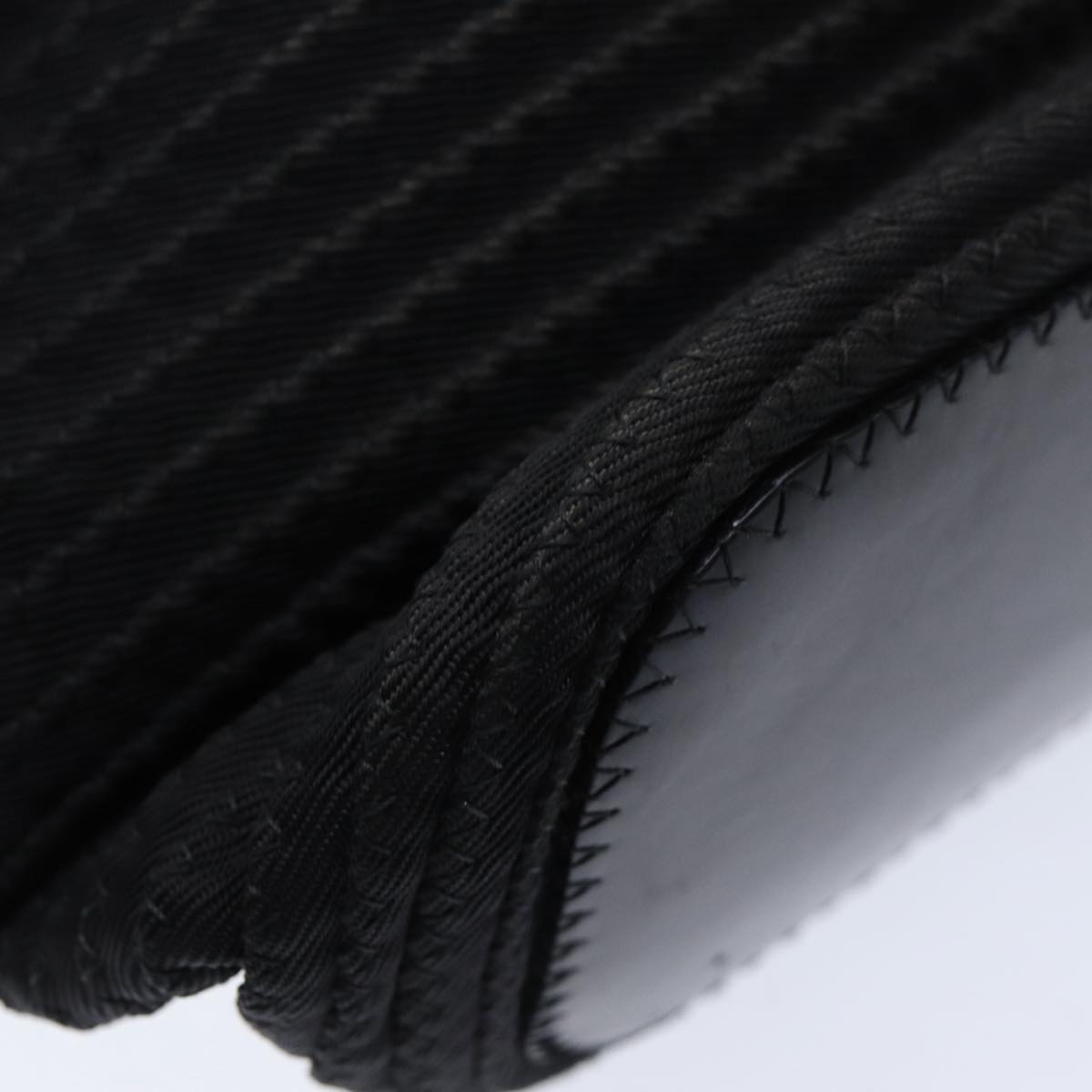 Gucci Bamboo Black Synthetic Handbag ()