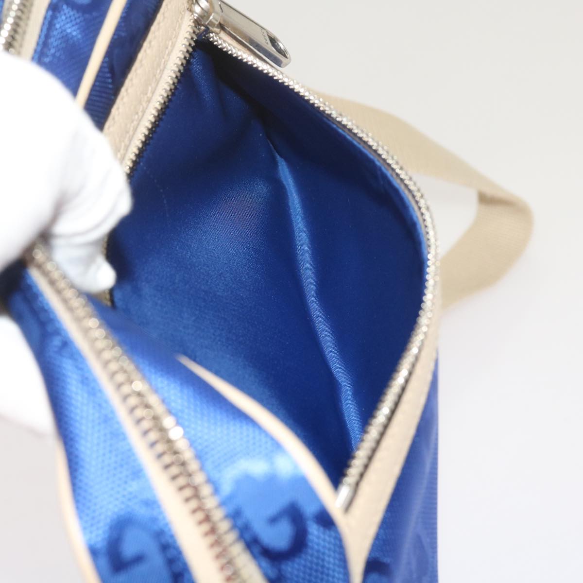 Gucci Gg Canvas Blue Canvas Shoulder Bag ()