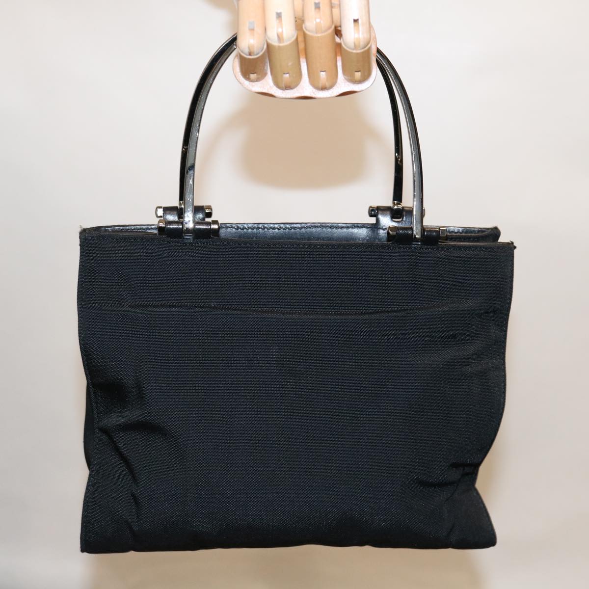 Gucci Black Synthetic Handbag ()