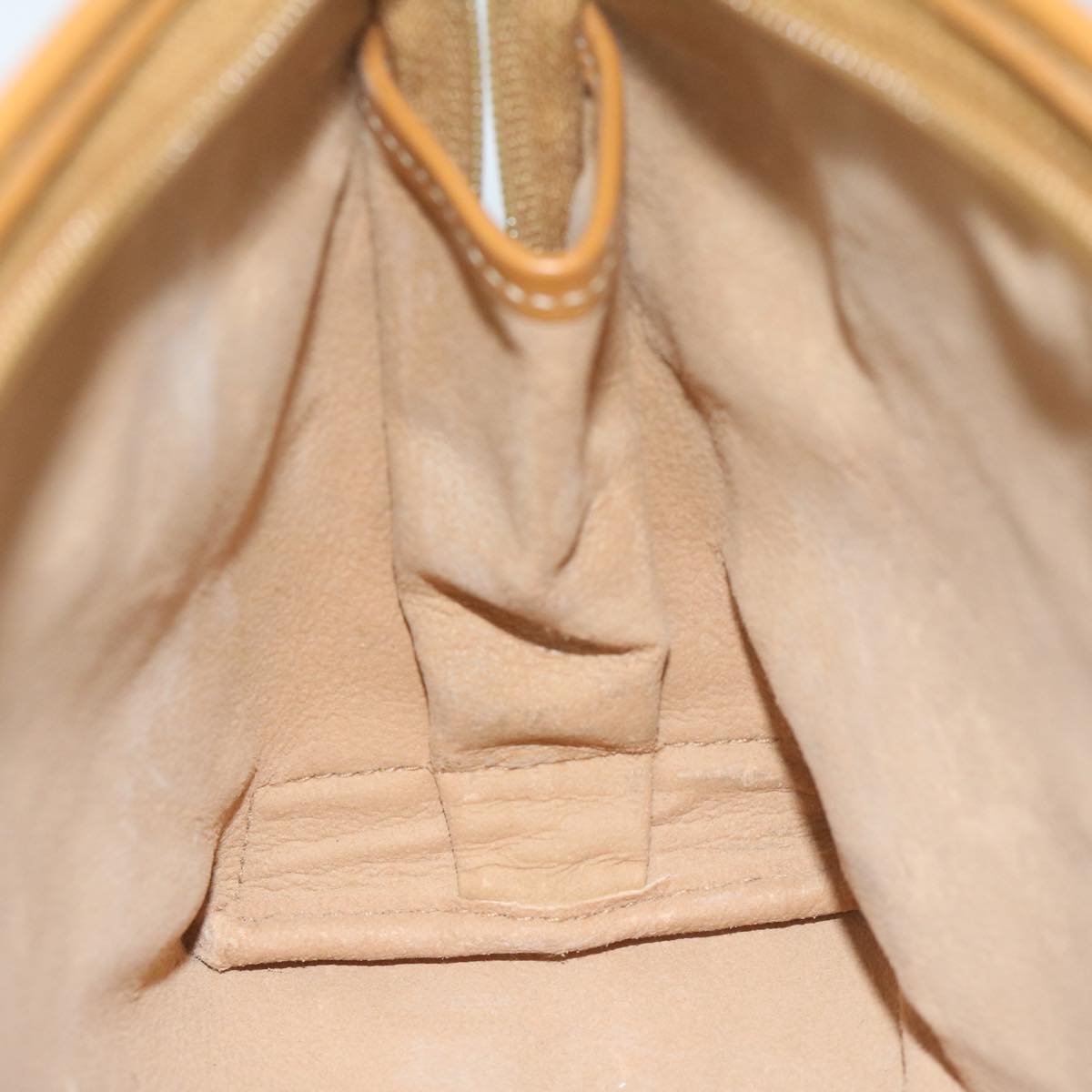 Gucci Beige Canvas Clutch Bag ()