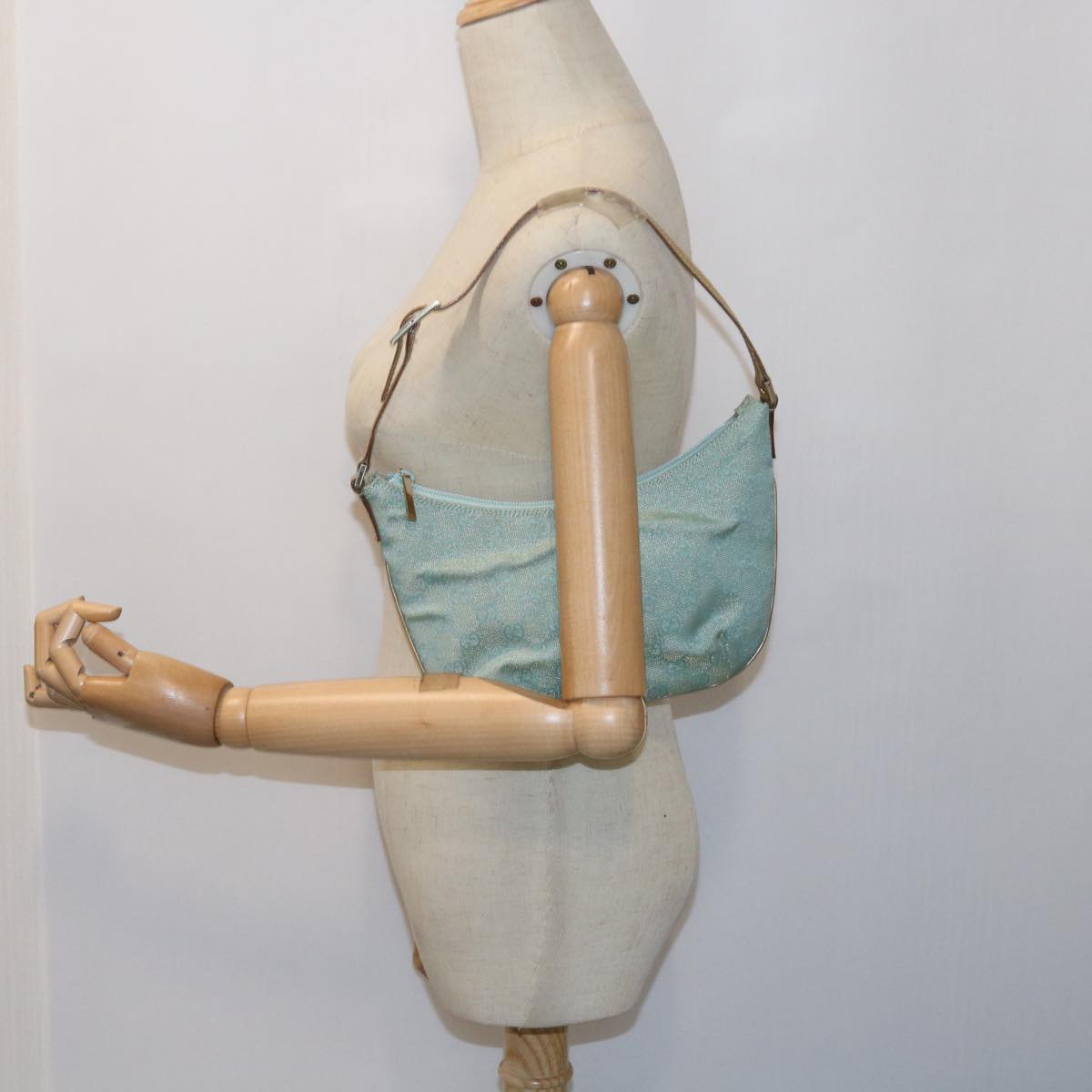 Gucci Gg Canvas Blue Canvas Clutch Bag ()