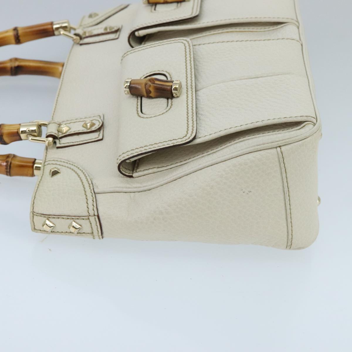 Gucci Bamboo White Leather Handbag ()