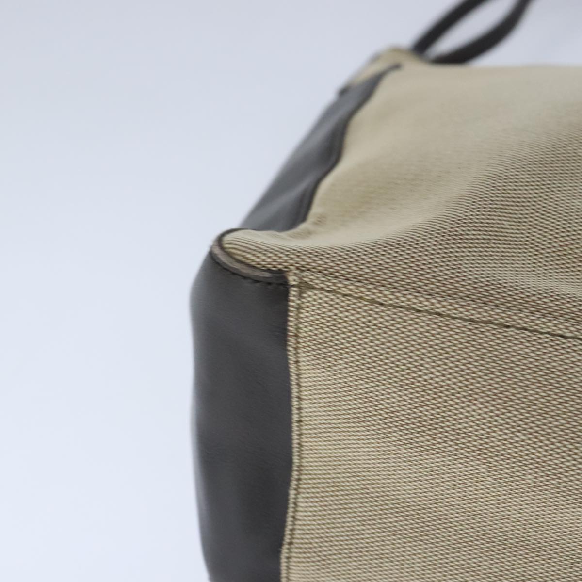 Gucci Beige Canvas Shoulder Bag ()