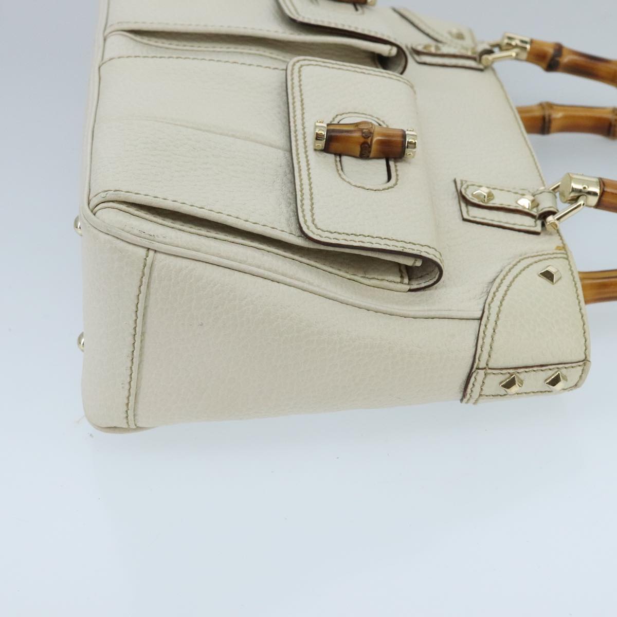 Gucci Bamboo White Leather Handbag ()