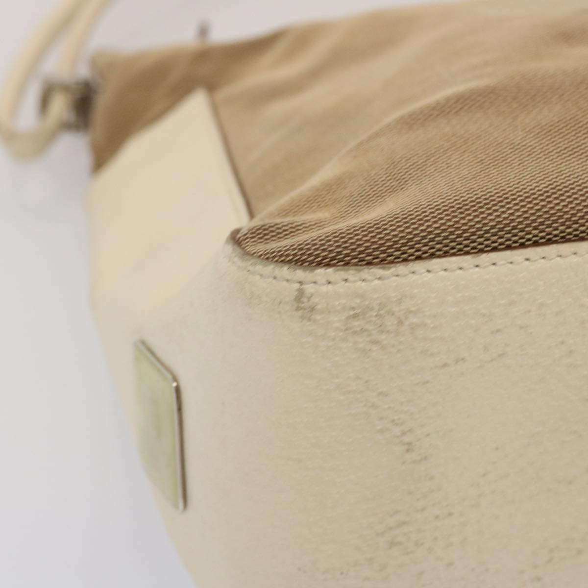 Gucci Beige Canvas Shoulder Bag ()