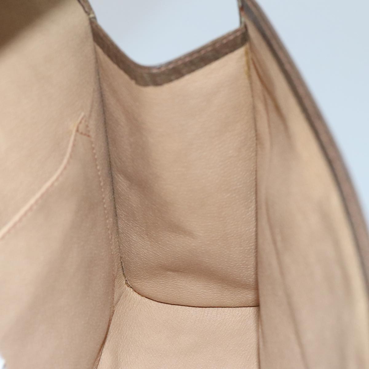 Gucci Beige Canvas Clutch Bag ()