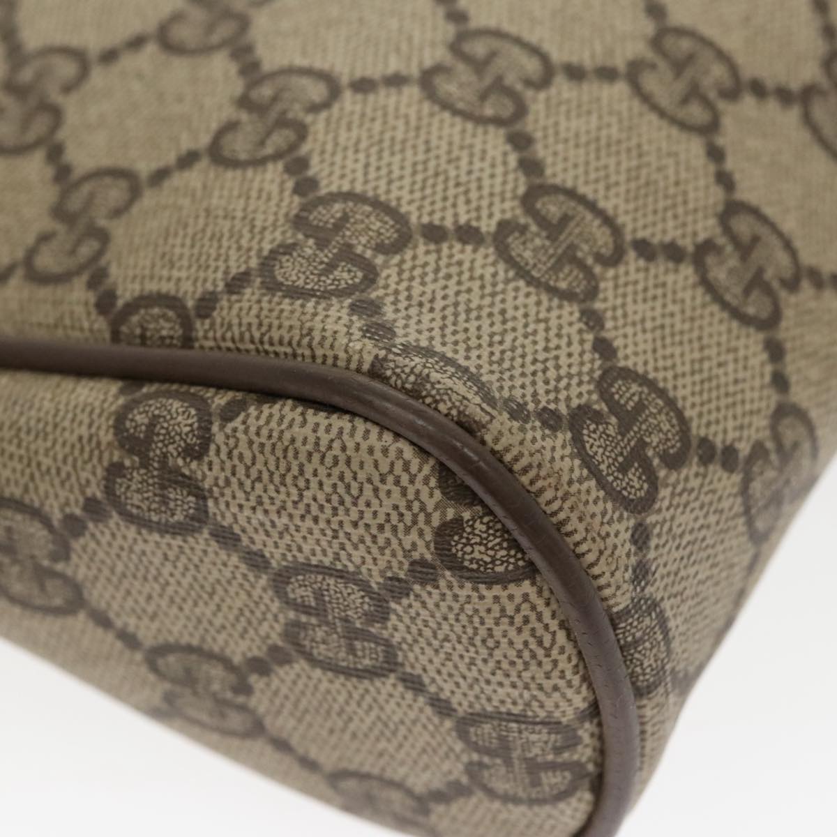 Gucci Beige Canvas Clutch Bag ()
