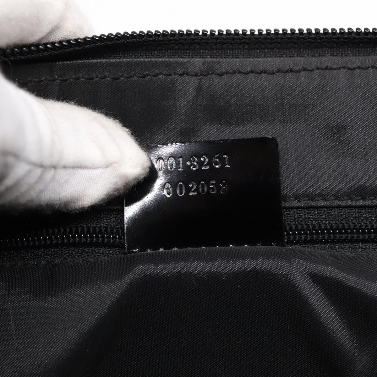 Gucci Black Canvas Shoulder Bag ()