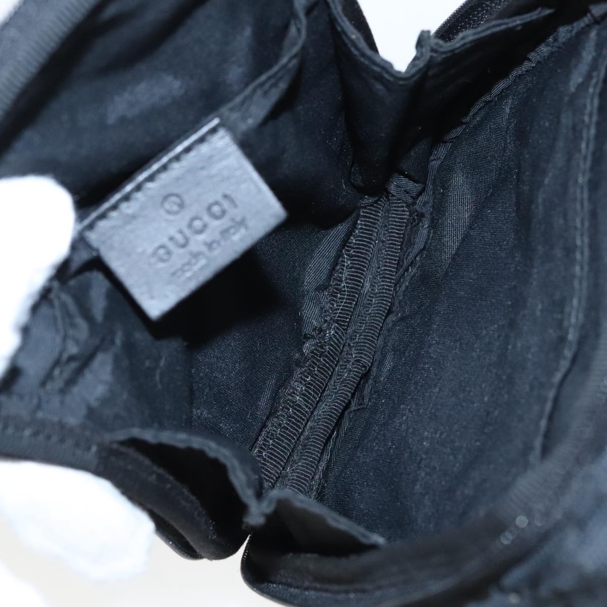 Gucci Black Canvas Shoulder Bag ()