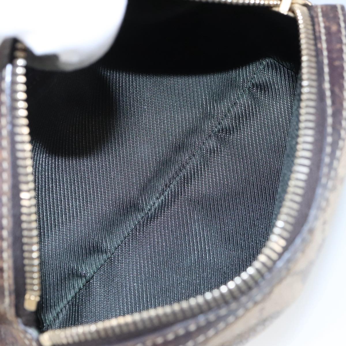 Gucci Gg Crystal Beige Canvas Clutch Bag ()