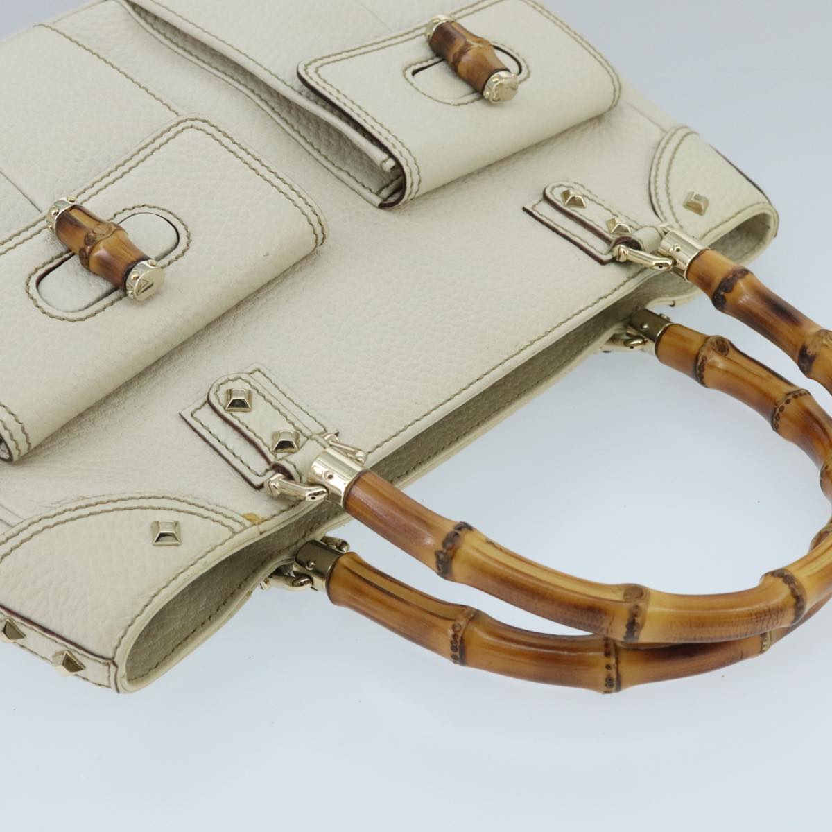 Gucci Bamboo White Leather Handbag ()