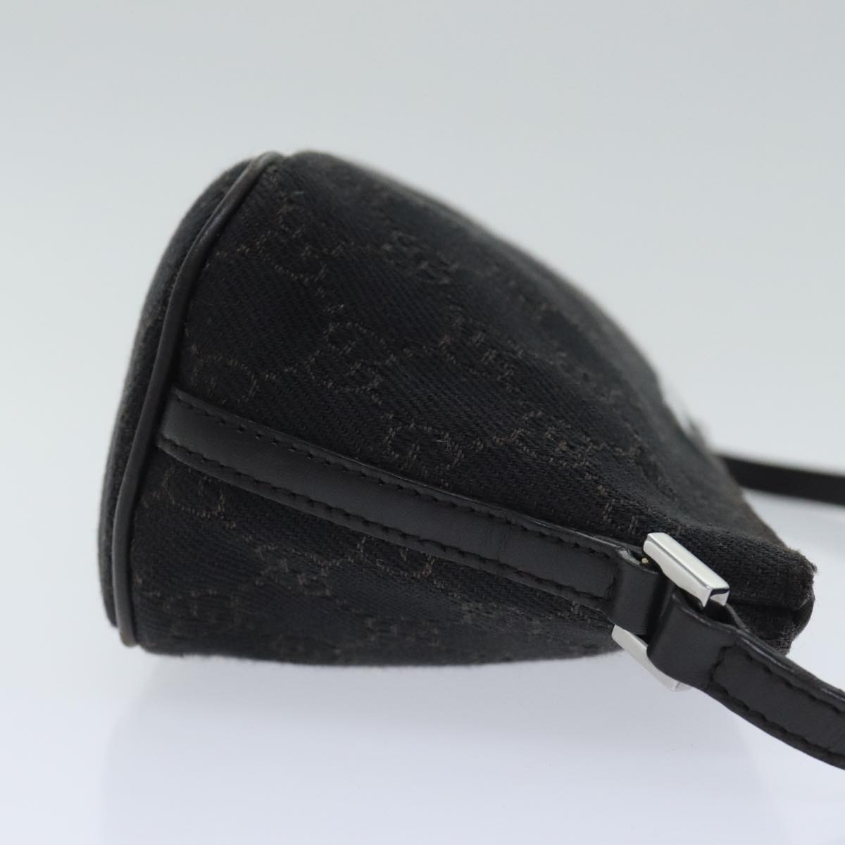 Gucci Baguette Black Canvas Clutch Bag ()