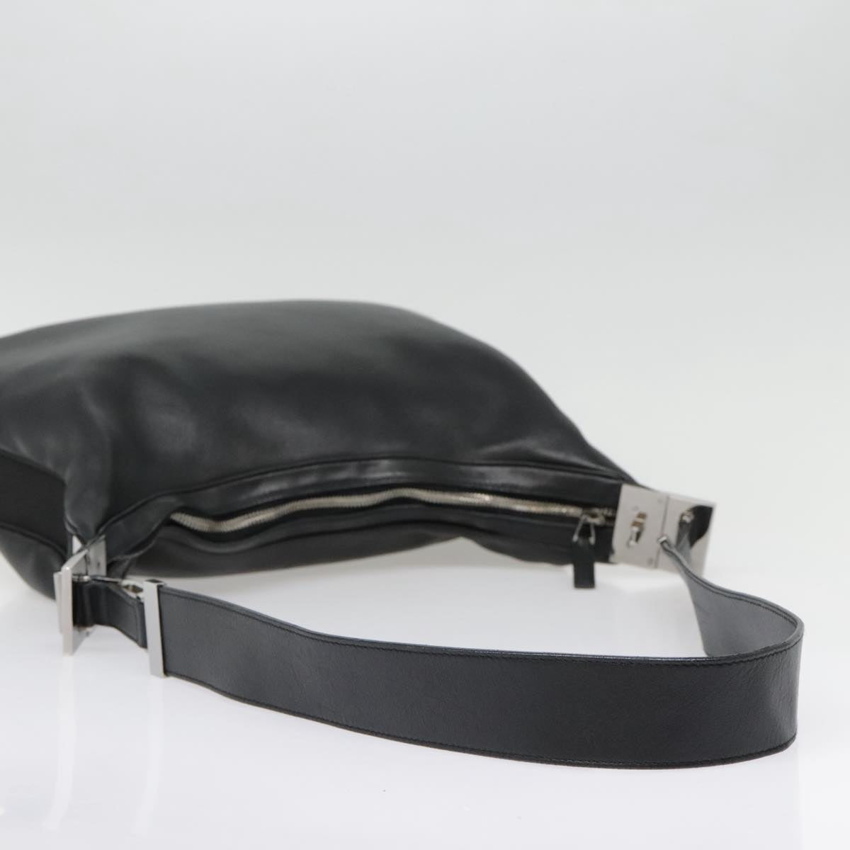 Gucci Black Leather Shoulder Bag ()