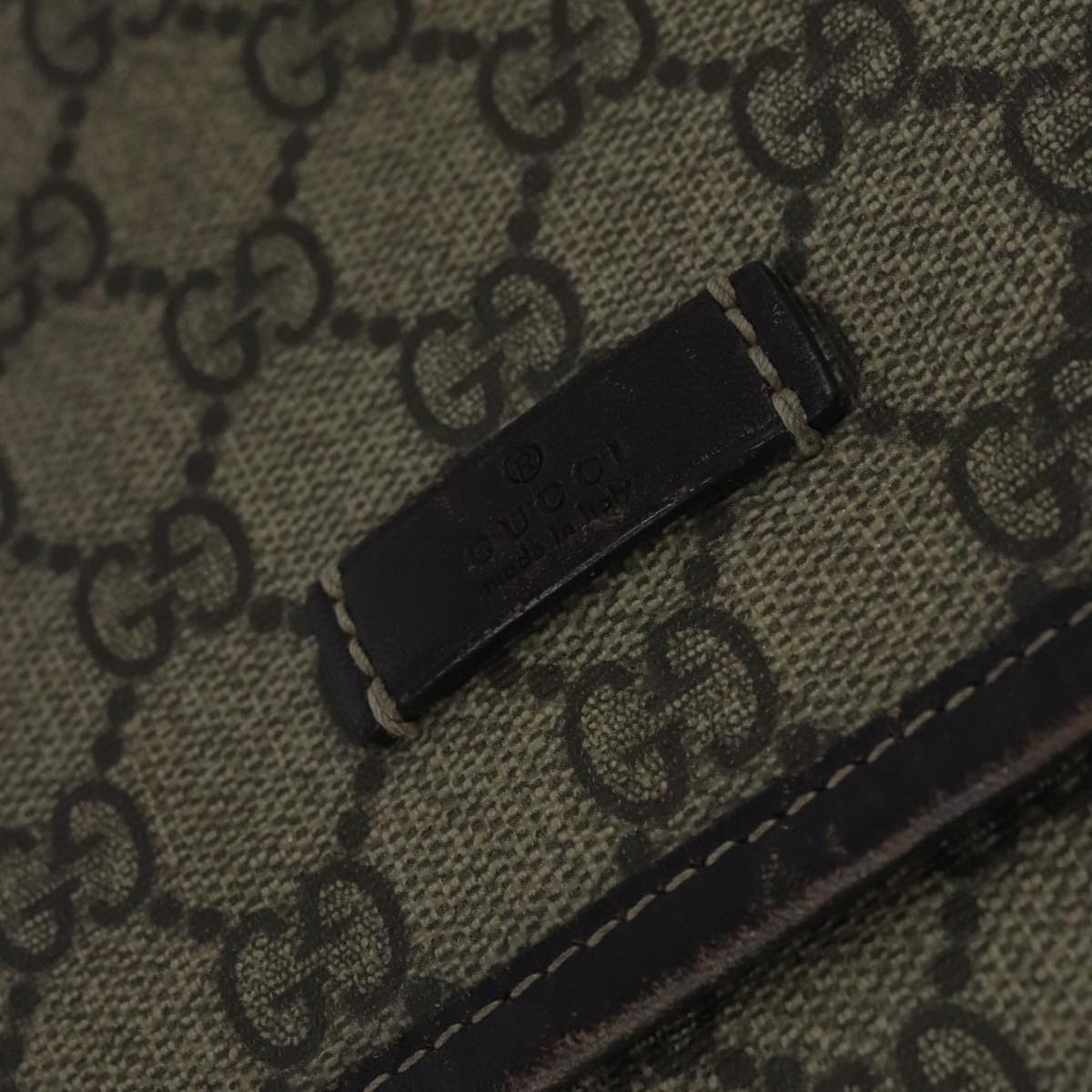 Gucci Beige Canvas Shoulder Bag ()
