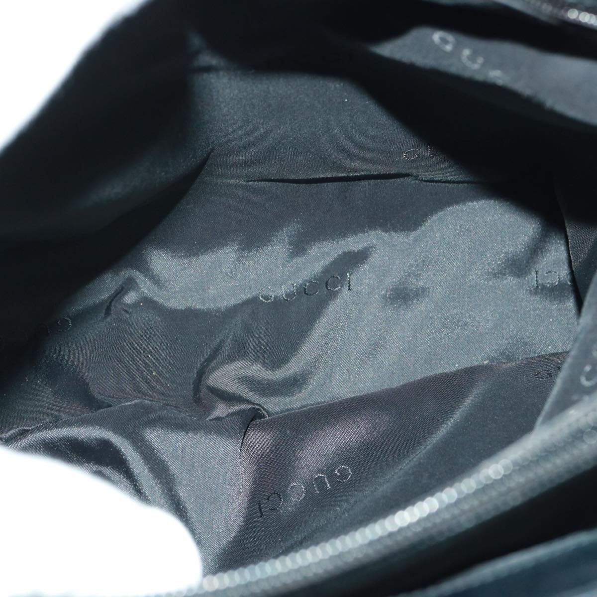 Gucci -- Black Synthetic Handbag ()