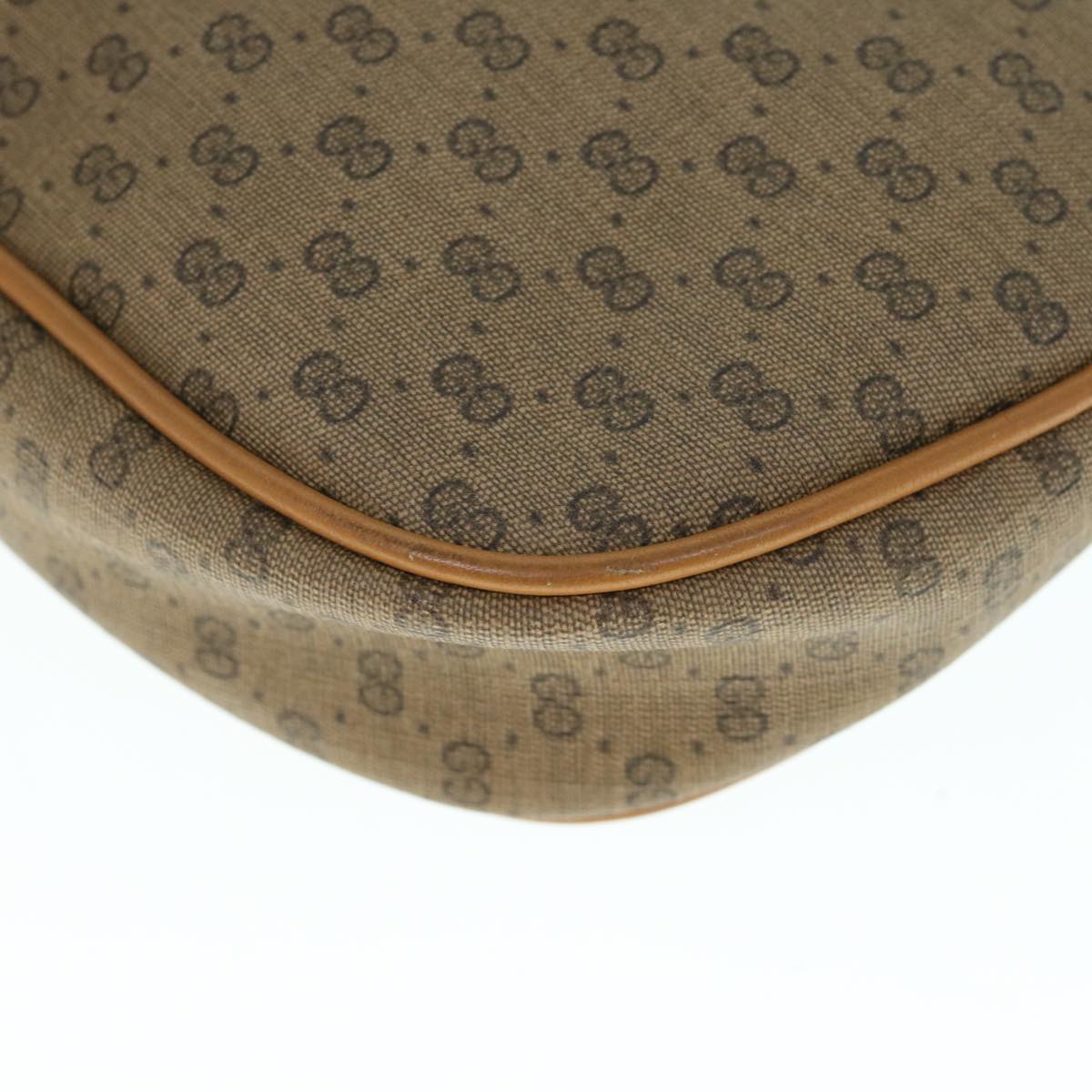 Gucci Beige Canvas Shoulder Bag ()