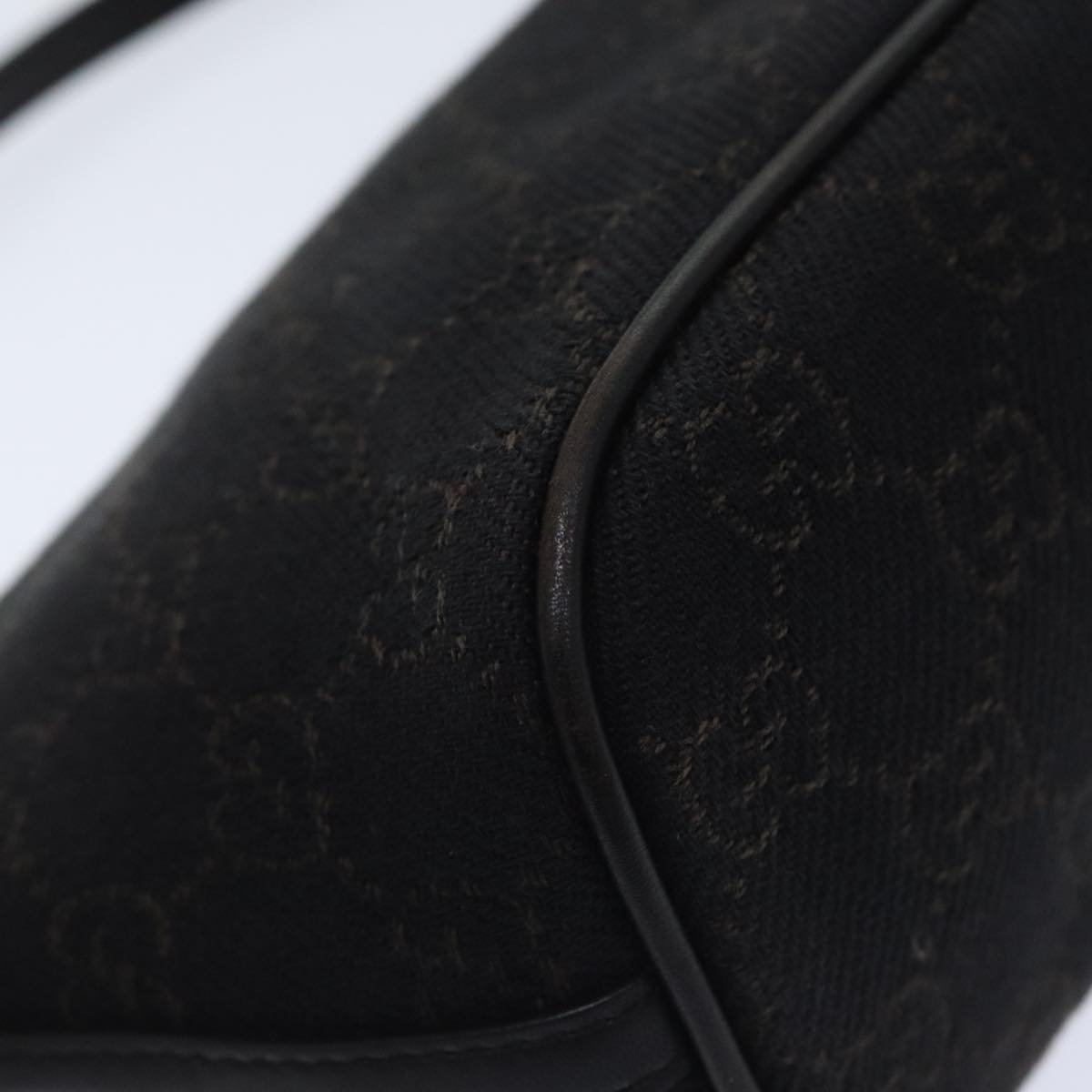 Gucci Baguette Black Canvas Clutch Bag ()