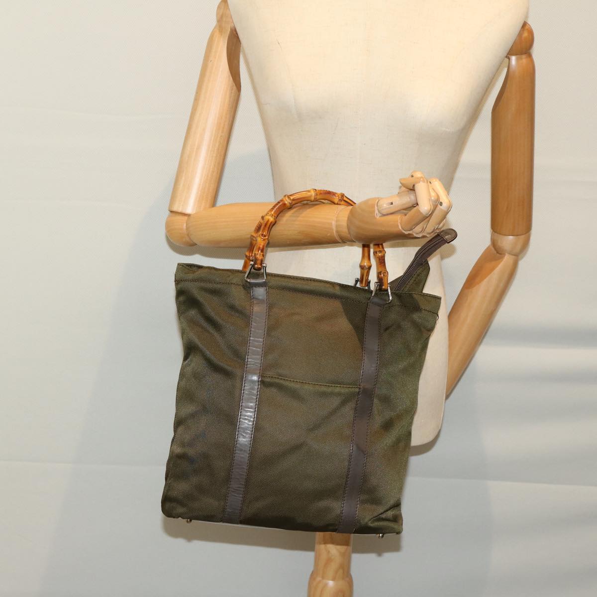 Gucci Bamboo Khaki Synthetic Handbag ()