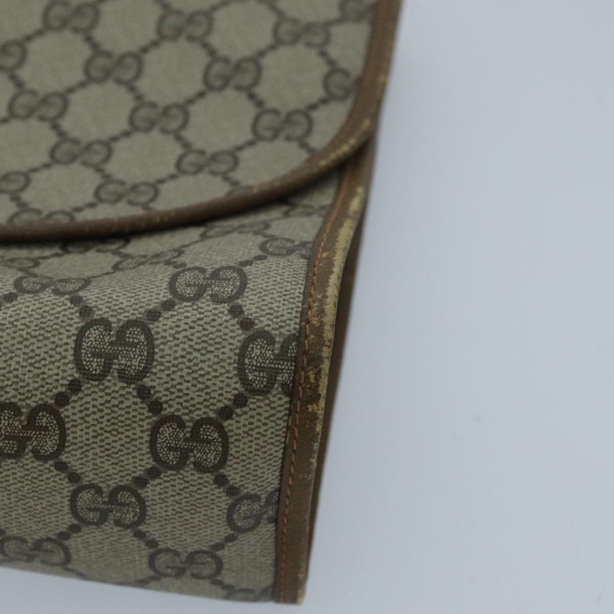 Gucci Beige Canvas Clutch Bag ()