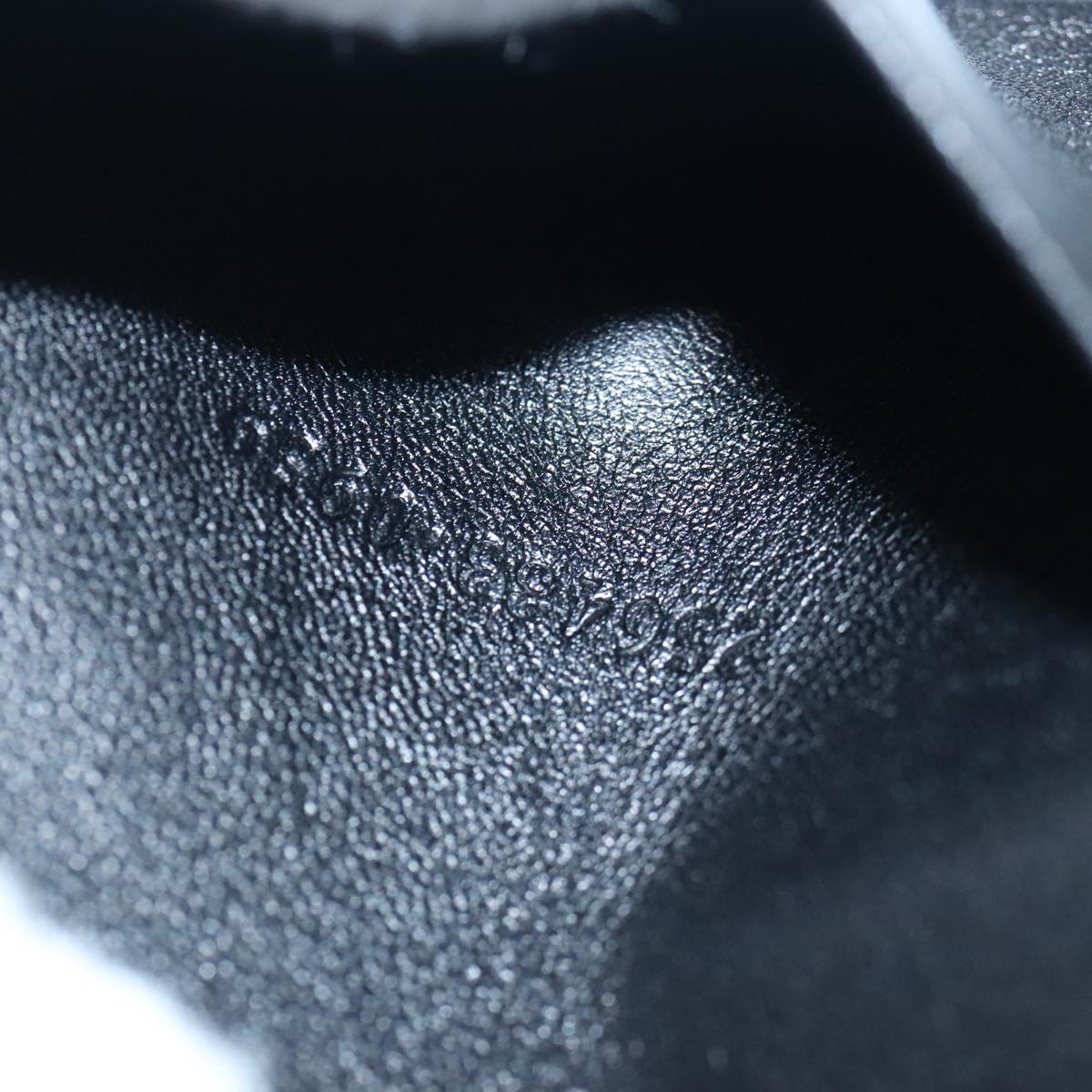 Gucci Key Case Black Leather Wallet  ()