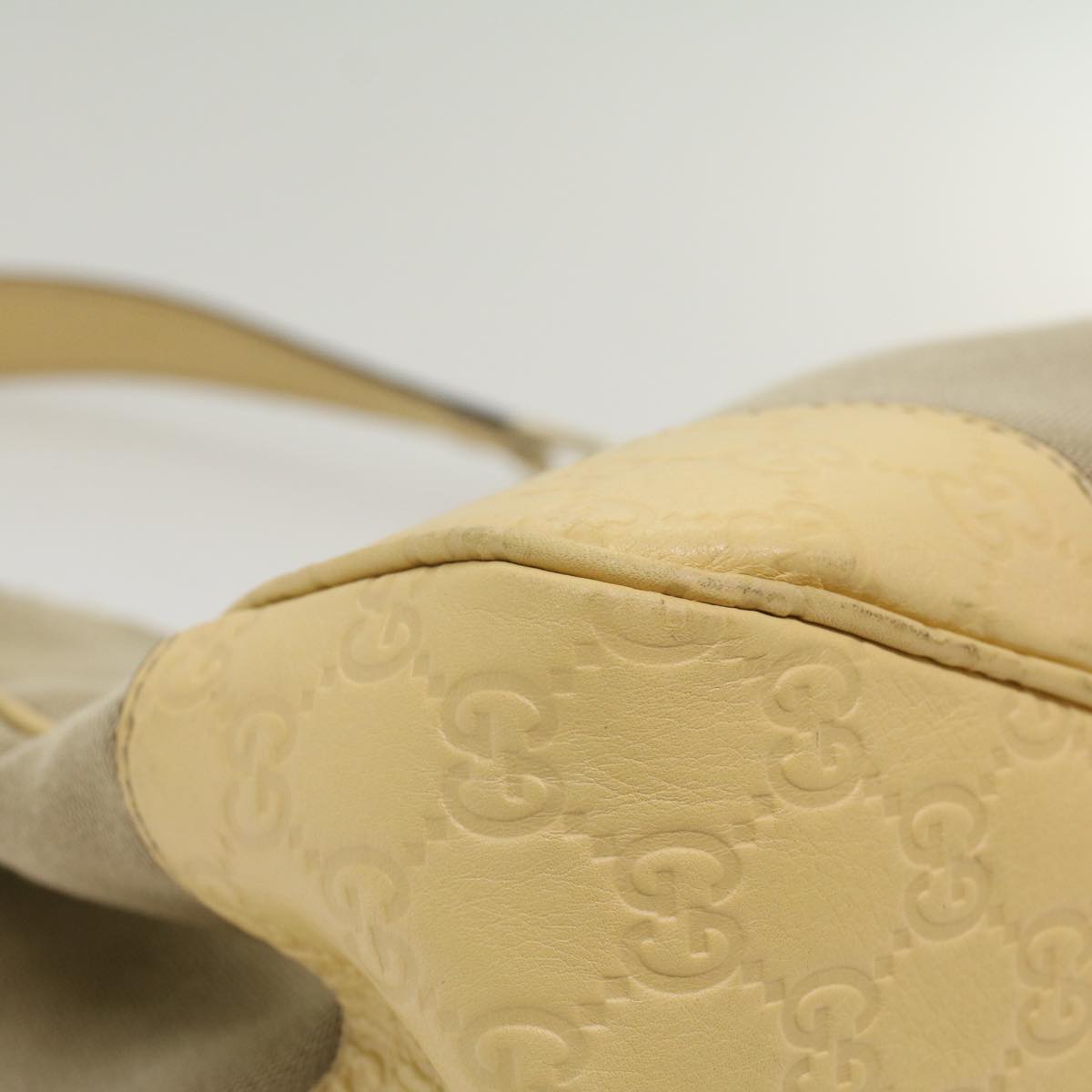 Gucci Hobo Grey Canvas Shoulder Bag ()