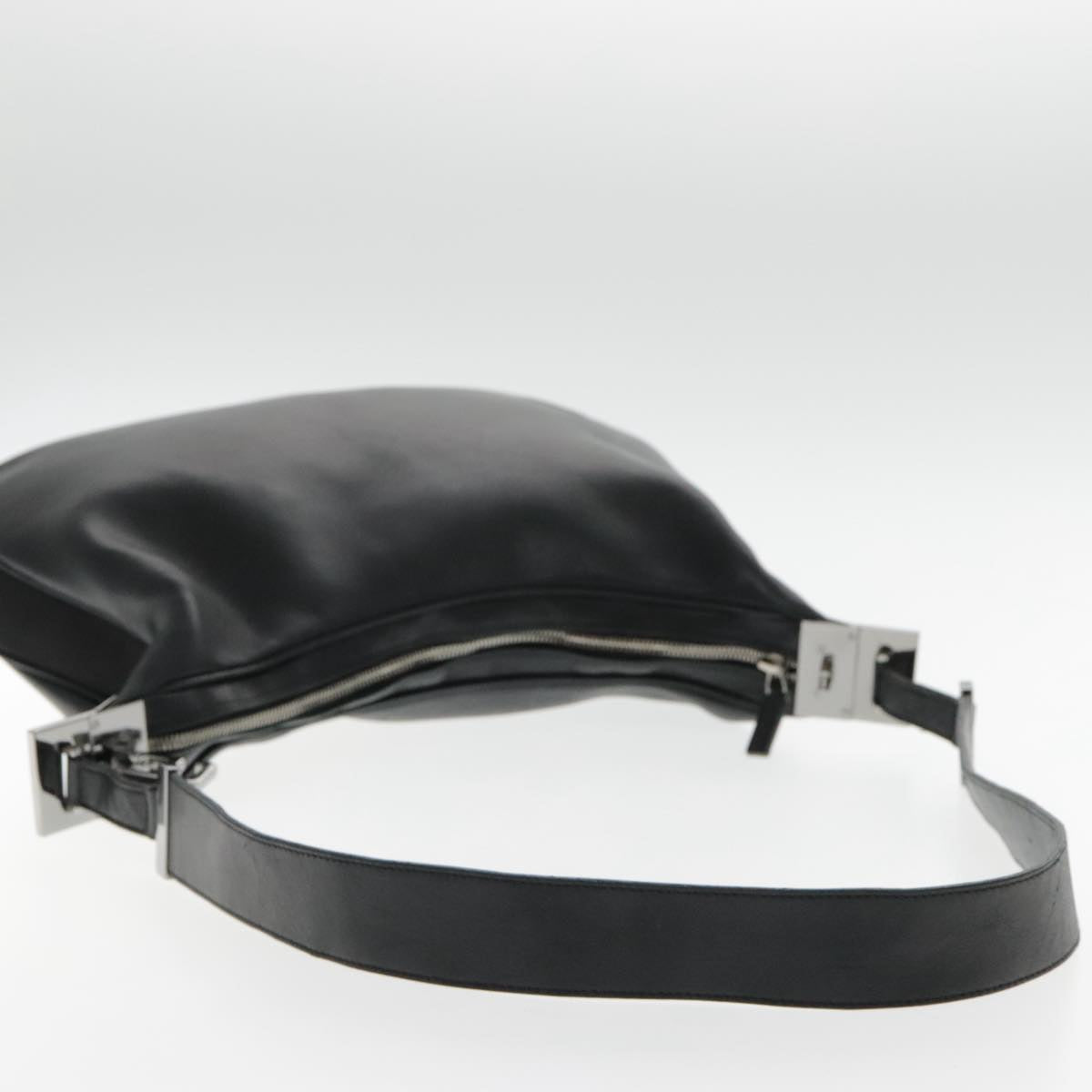 Gucci Hobo Black Leather Shoulder Bag ()
