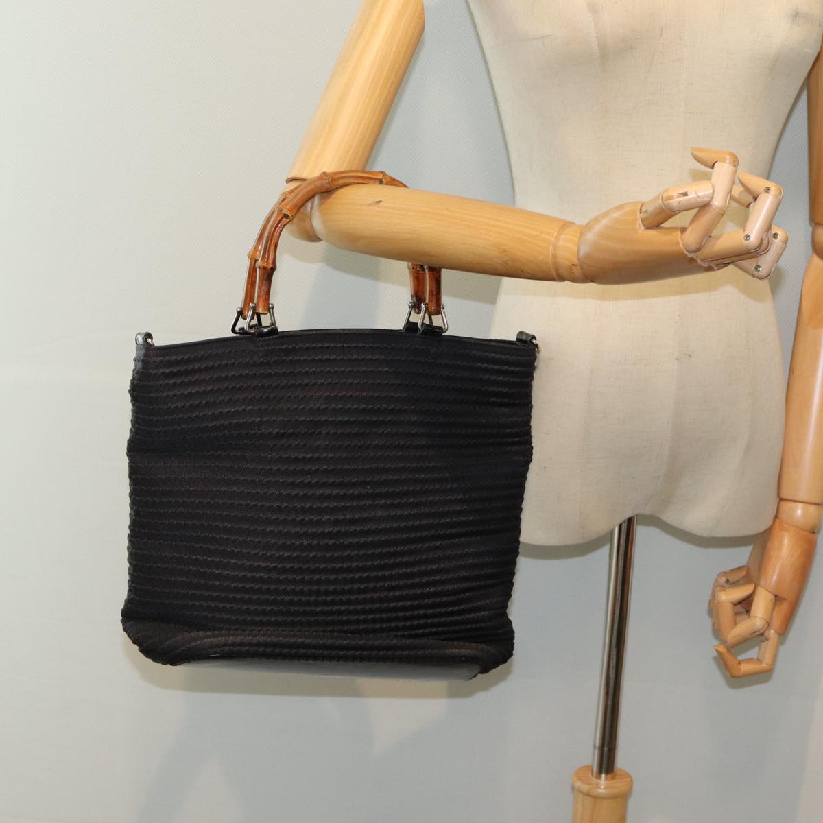 Gucci Bamboo Black Synthetic Handbag ()