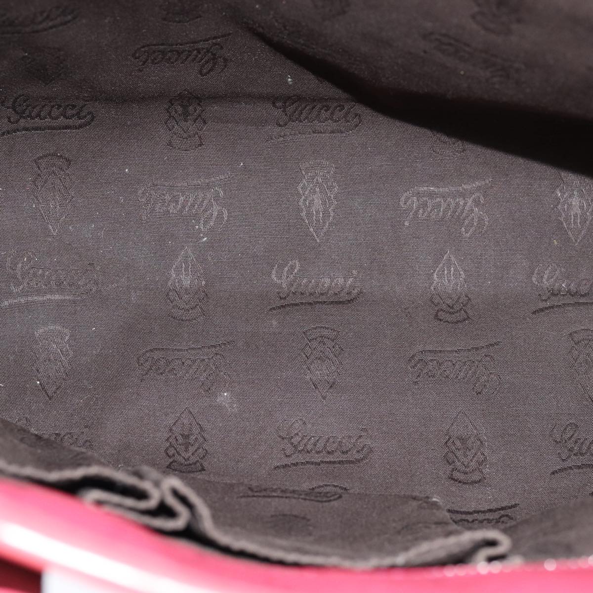 Gucci Gg Supreme Red Leather Tote Bag ()