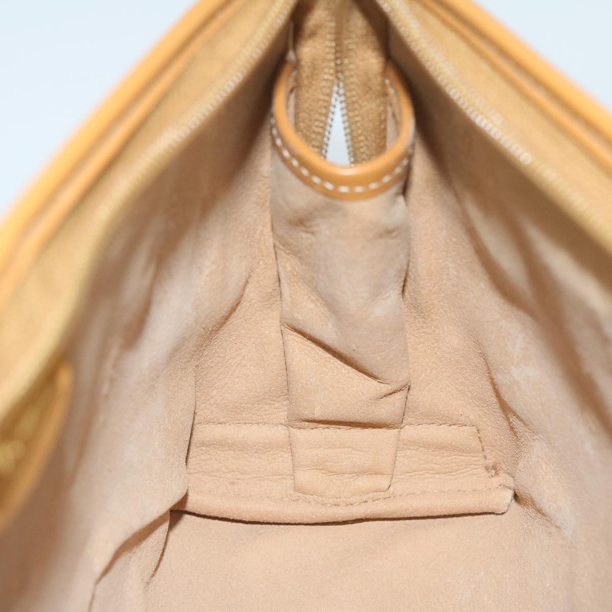 Gucci Beige Canvas Clutch Bag ()