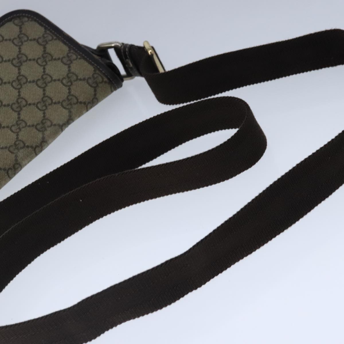 Gucci Beige Canvas Shoulder Bag ()